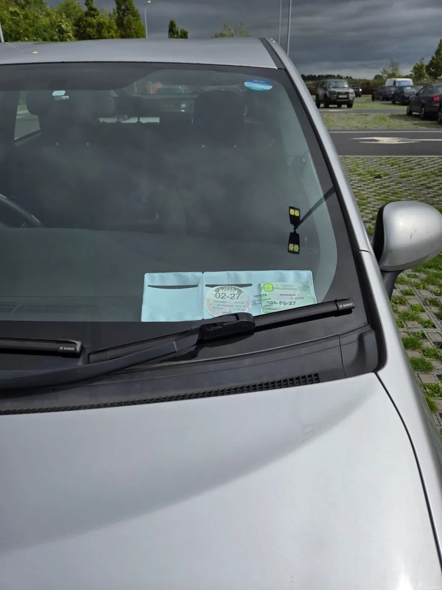 Toyota Prius 2014 - Image 2