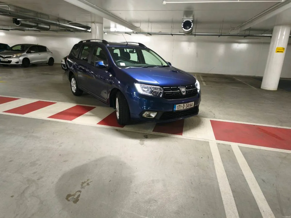 Dacia Logan very low km - Image 2