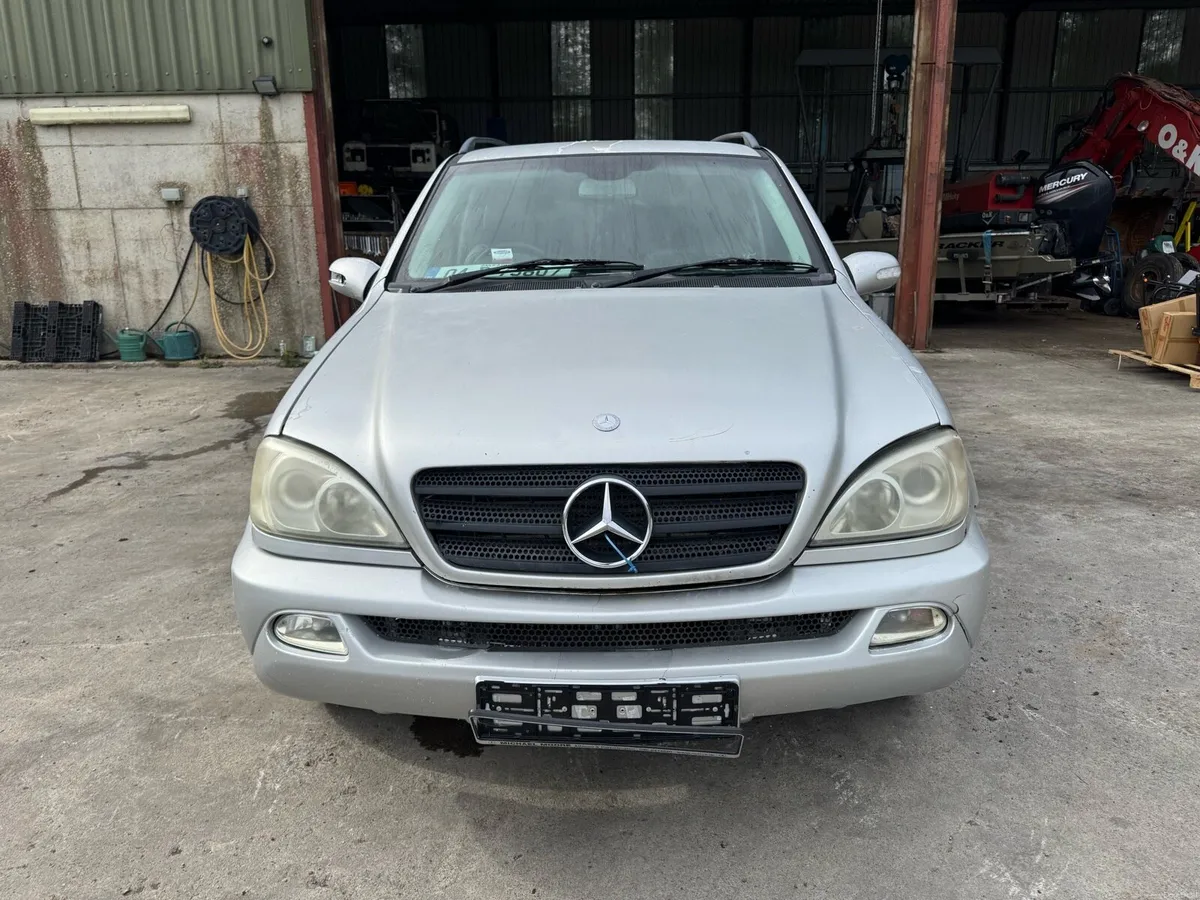 Mercedes 270ML €950 tax €333 seats 5 - Image 2