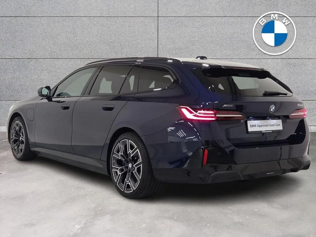 BMW 5-Series 550e xDrive M Sport Touring - Image 2