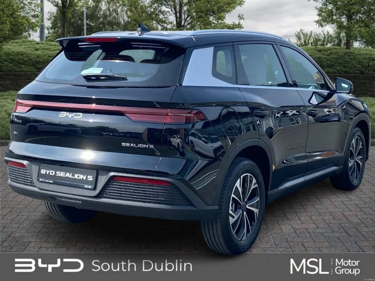 BYD SEALION 5 ***EX-DEMO***DM-i DESIGN - Image 3