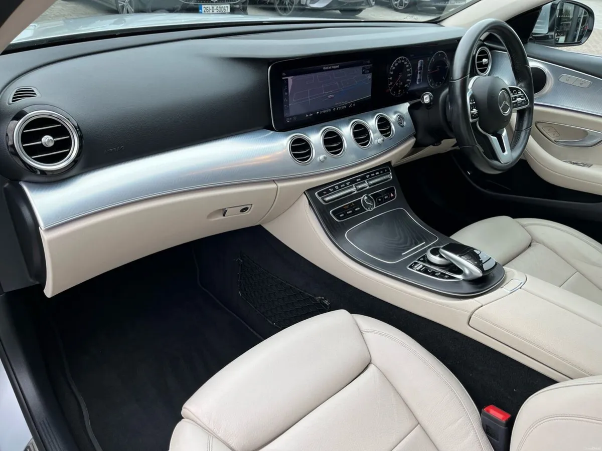 Mercedes-Benz E-Class E 220D Avantgarde Saloon - Image 6