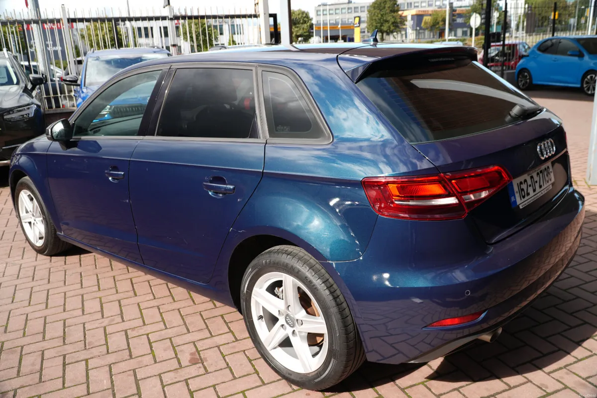 Audi A3 2016 - Image 6