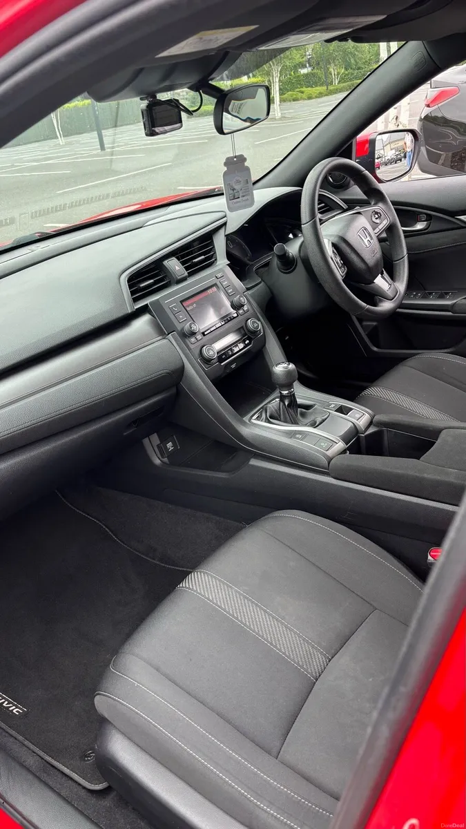 Honda Civic 2018 1.0 VTEC Turbo 129PS - Image 3