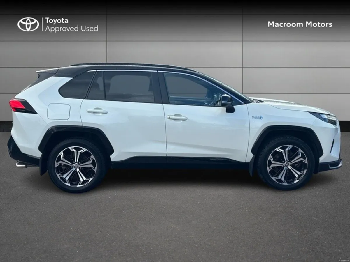 Toyota RAV4 RAV4 PLUG-IN HYBRID SPORT 4DR AUTO - Image 3