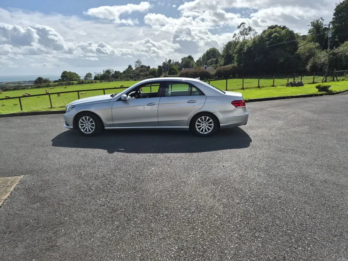 Mercedes-Benz E-Class 2013 - Image 1