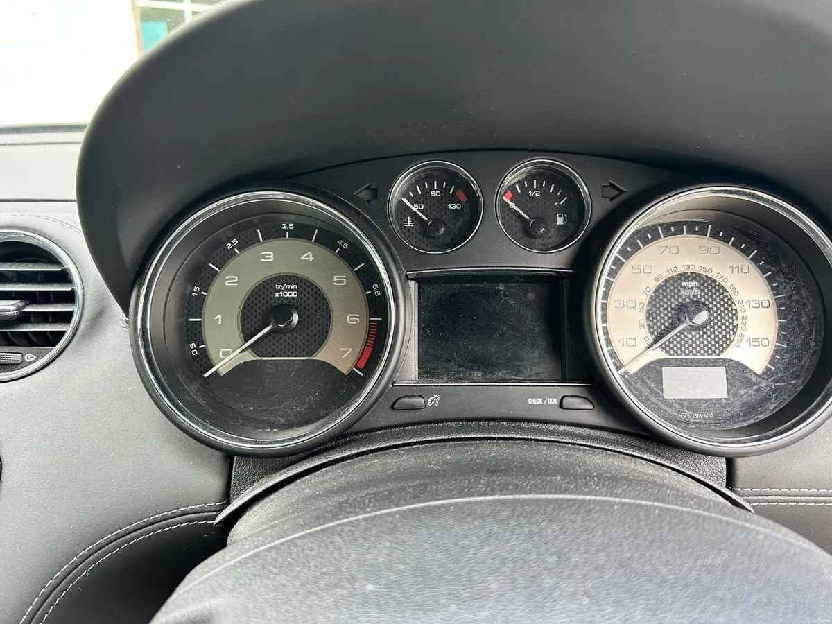 Peugeot RCZ 1.6 petrol - Image 5