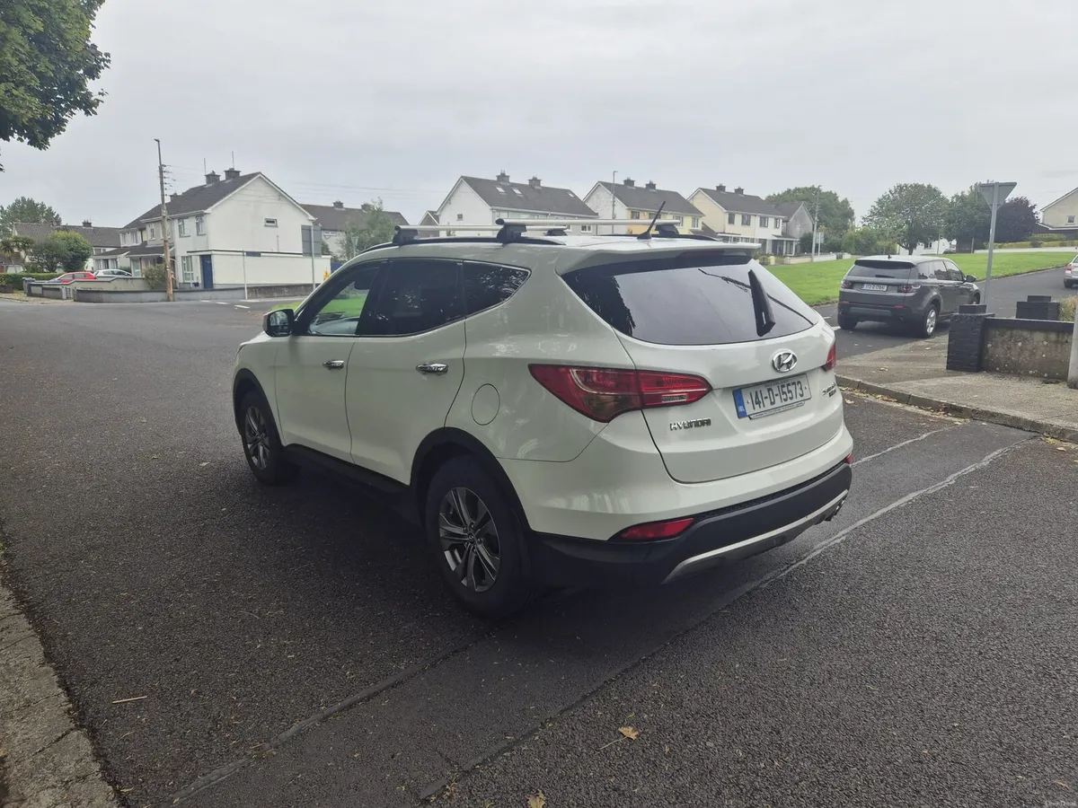 Hyundai santafe - Image 3