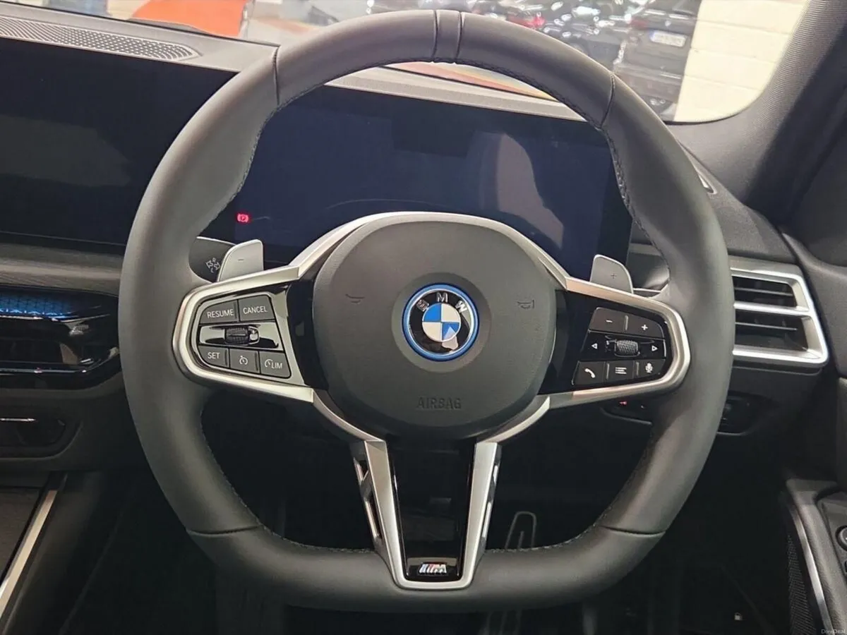 BMW 3-Series 330e M Sport Saloon - Image 5
