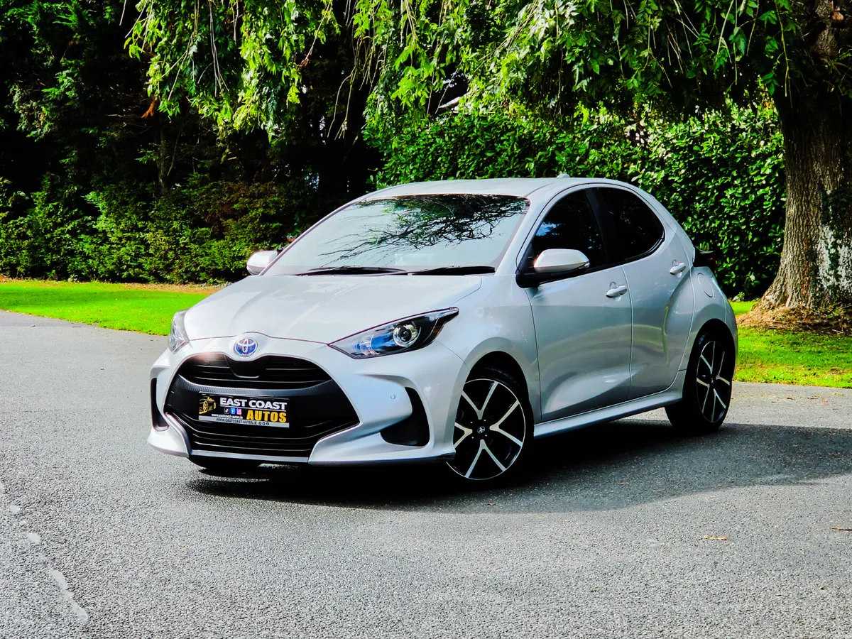 2021 Toyota Yaris 1.5 Petrol Hybrid Automatic - Image 3