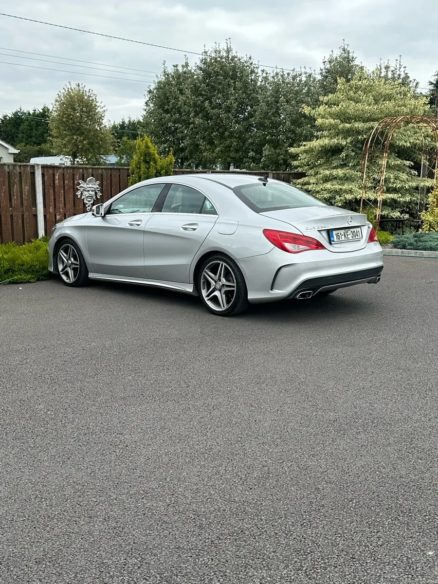 Mercedes CLA 220d - Image 5