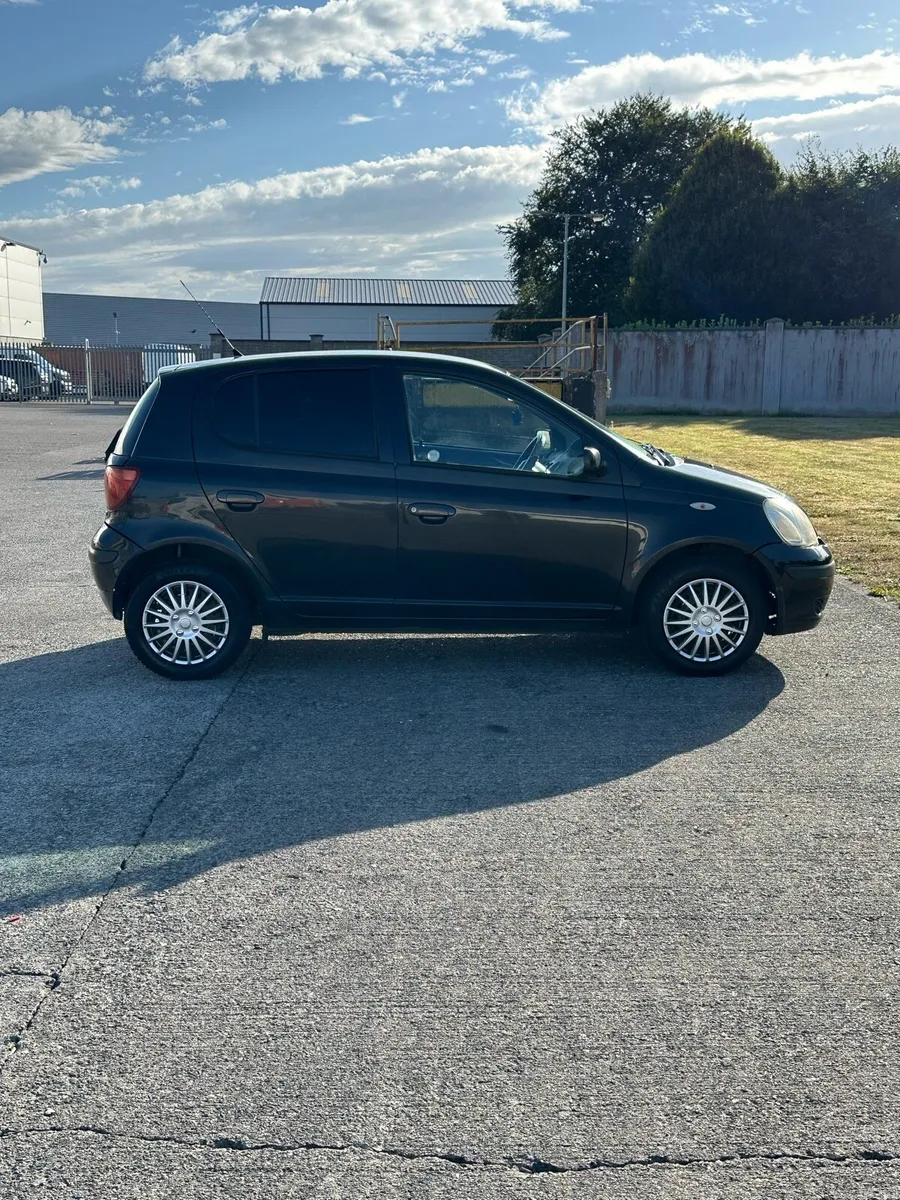 Toyota Yaris - Image 3