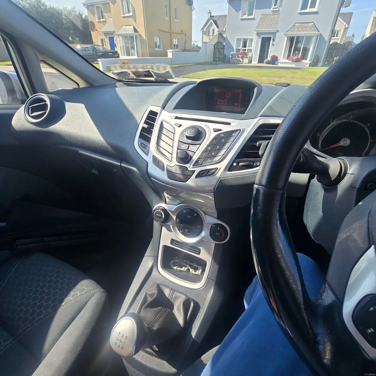 Ford Fiesta 2010 - Image 3