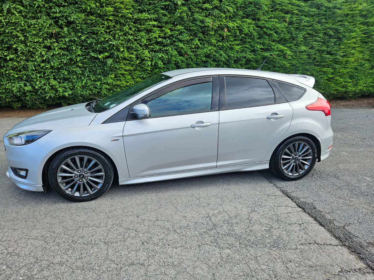 Ford Focus 2017 1.5 DCI AUTOMATIC ST LINE 120 PS - Image 6