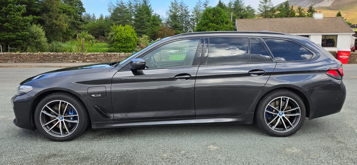 BMW X3 XDRIVE 30E XLINE 2023 - Image 3