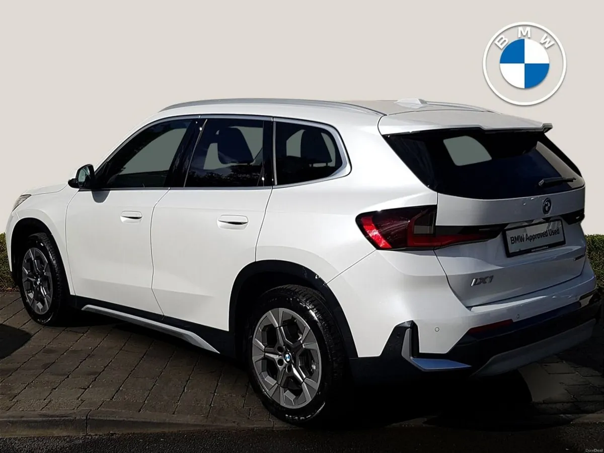 BMW iX1 eDrive20 xLine - Image 2