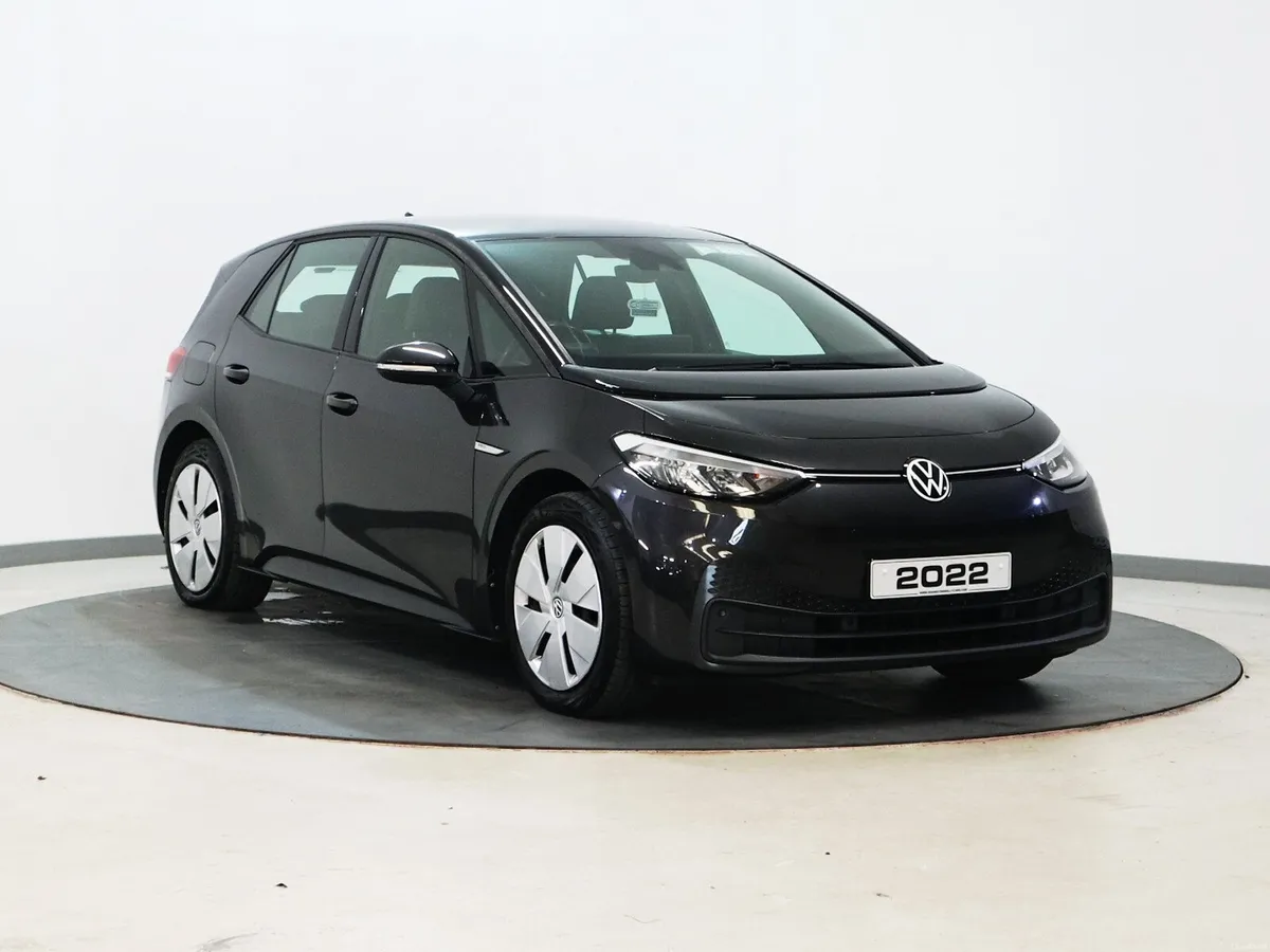 *62* 2022 Volkswagen ID.3 life pro - Image 2
