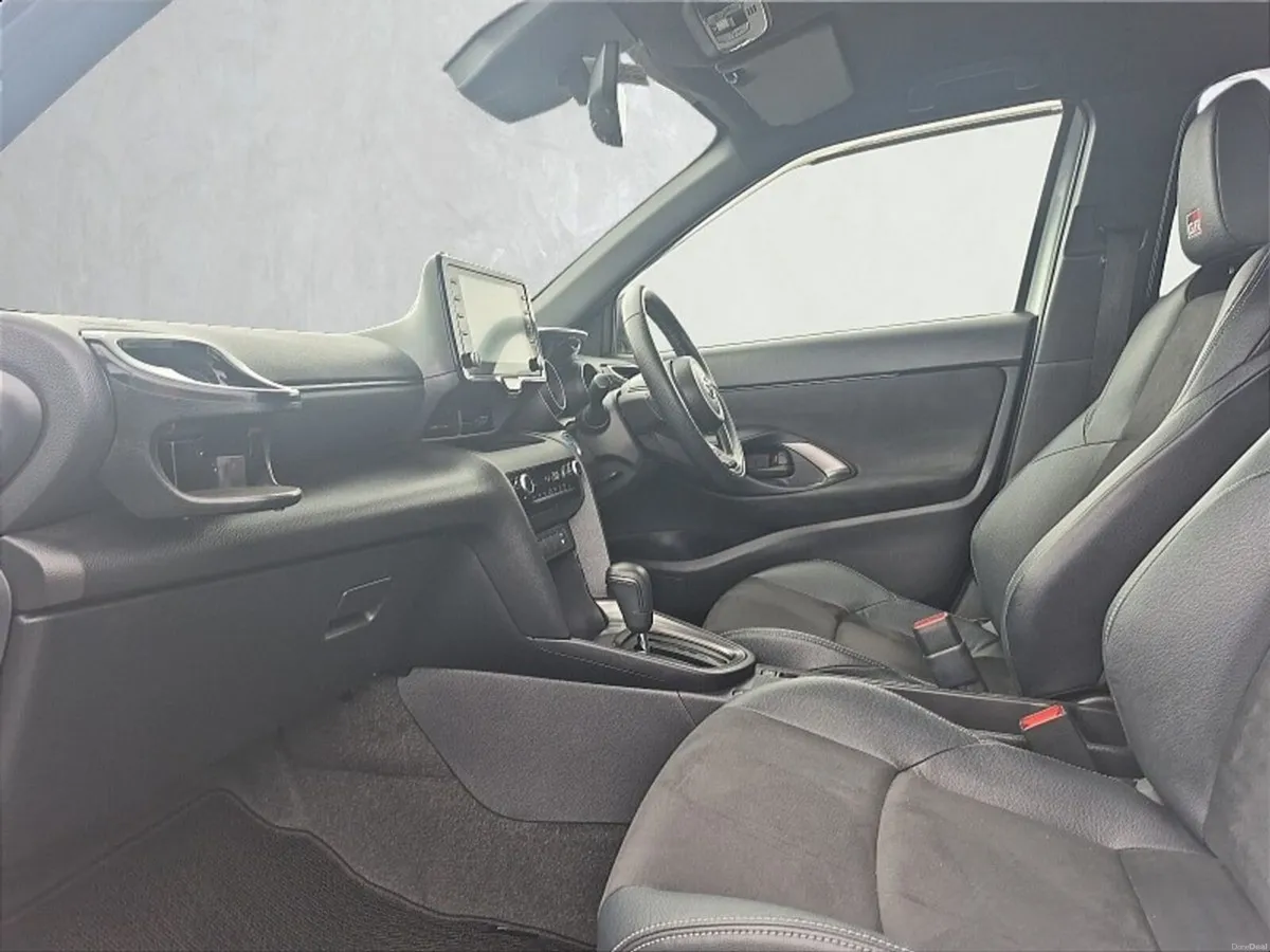 Toyota Yaris Cross ** GR SPORT ** HUGE SPEC ** STU - Image 6