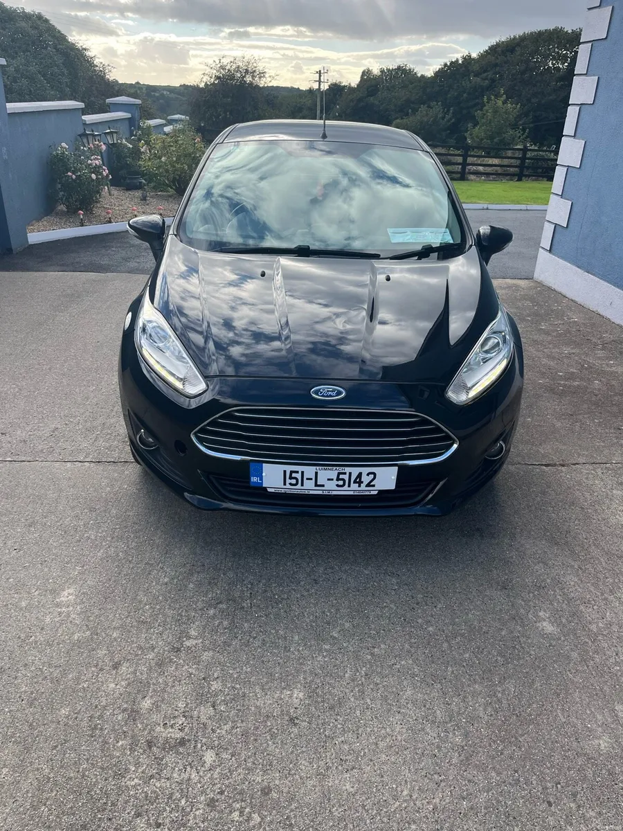 Car - Image 1
