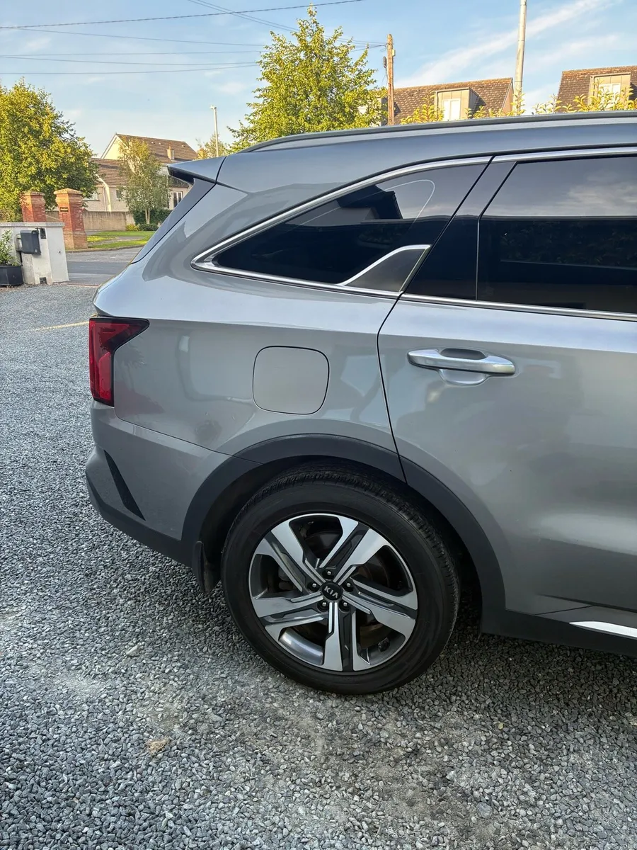 Kia Sorrento - Image 6