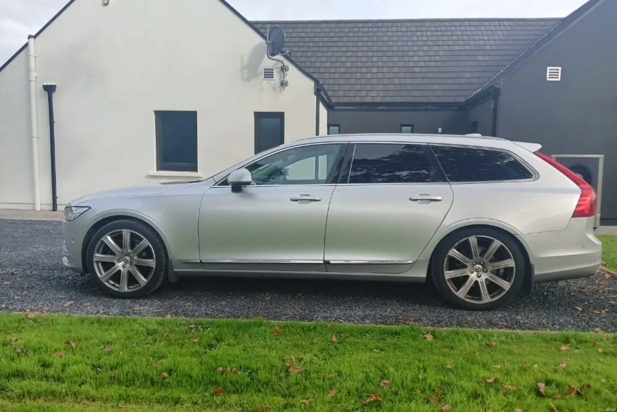 Volvo V90 2016 - Image 6