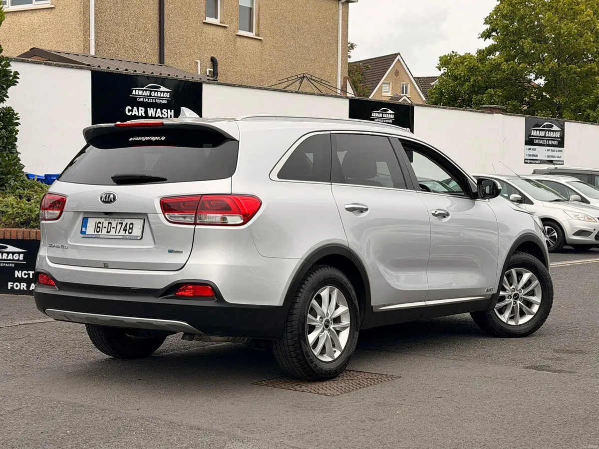 Kia Sorento 2016 2.2 Diesel Manual - Image 4