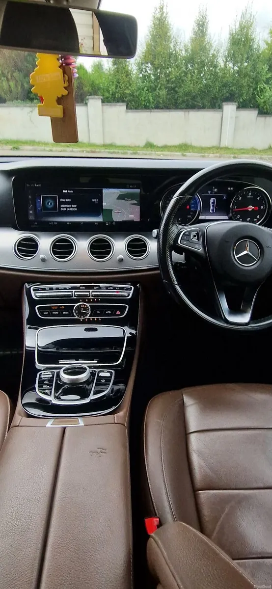 Mercedes-Benz E-Class 2018 - Image 6