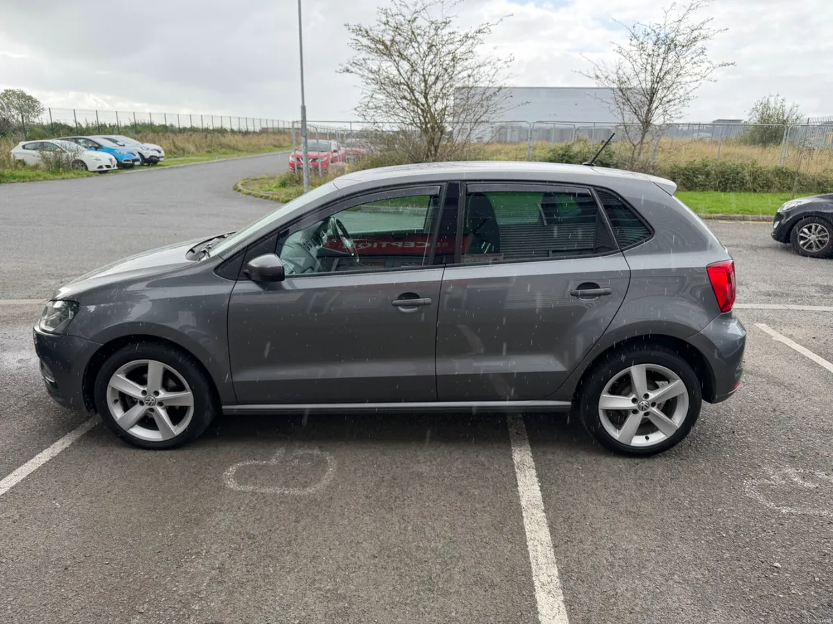 Volkswagen Polo 2015 - Image 5