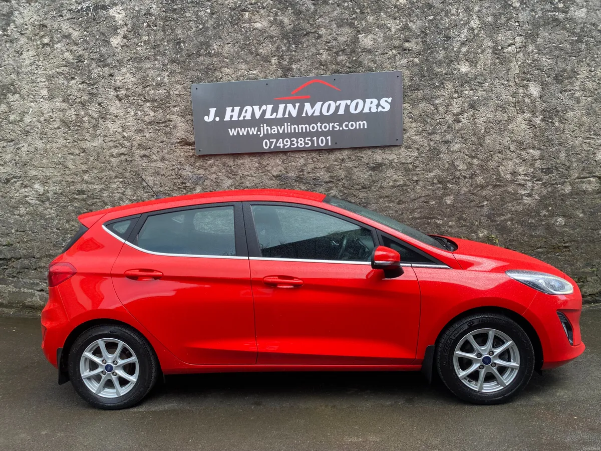 Jan 2019 Ford Fiesta 1.1 Zetec 85 - Image 3