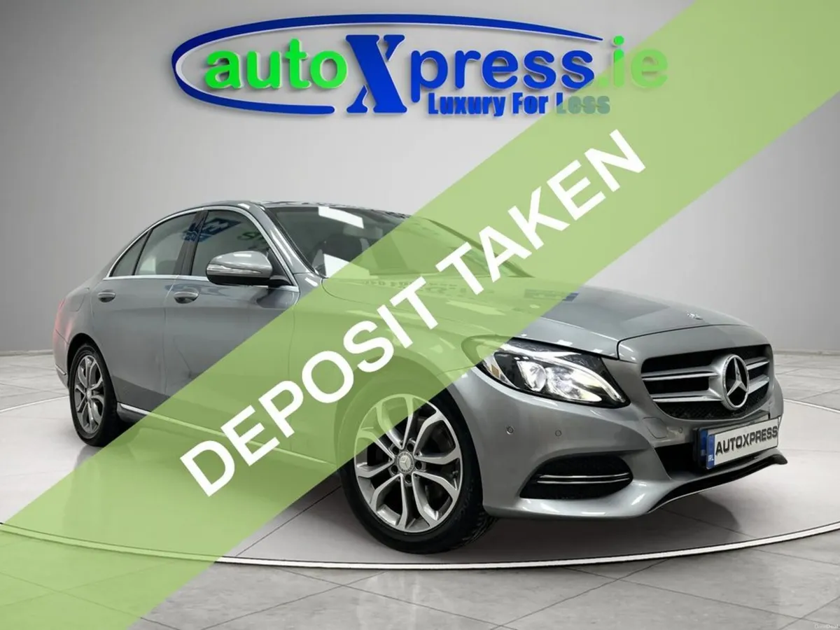 Mercedes-Benz C-Class C220 Sport, Reversing camera - Image 1