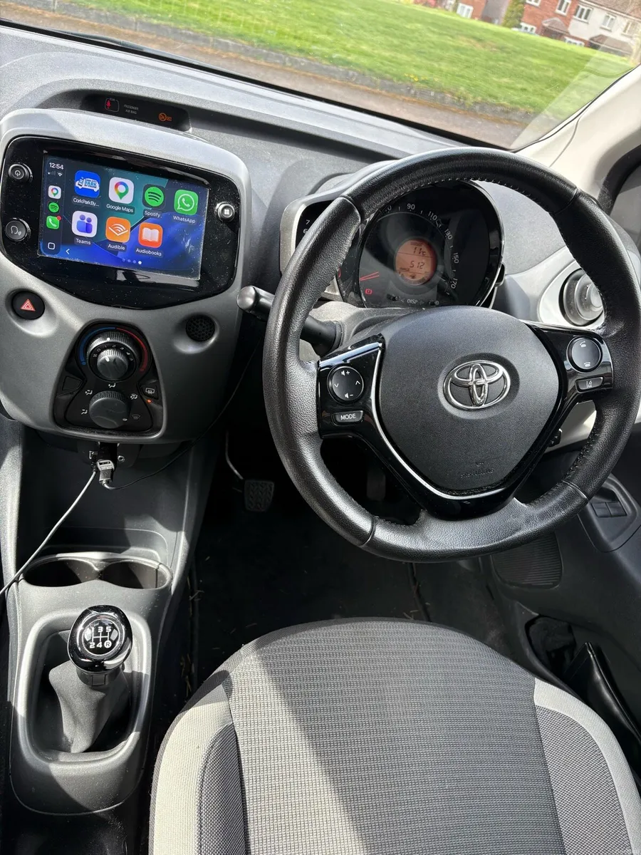 Toyota Aygo 1.0 - Image 4