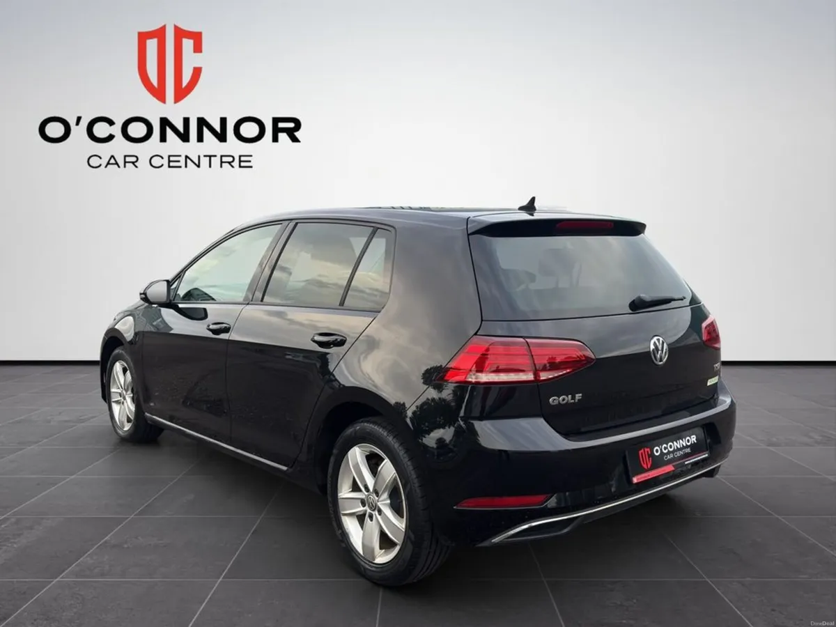 Volkswagen Golf Black, automatic and a Golf — some - Image 4