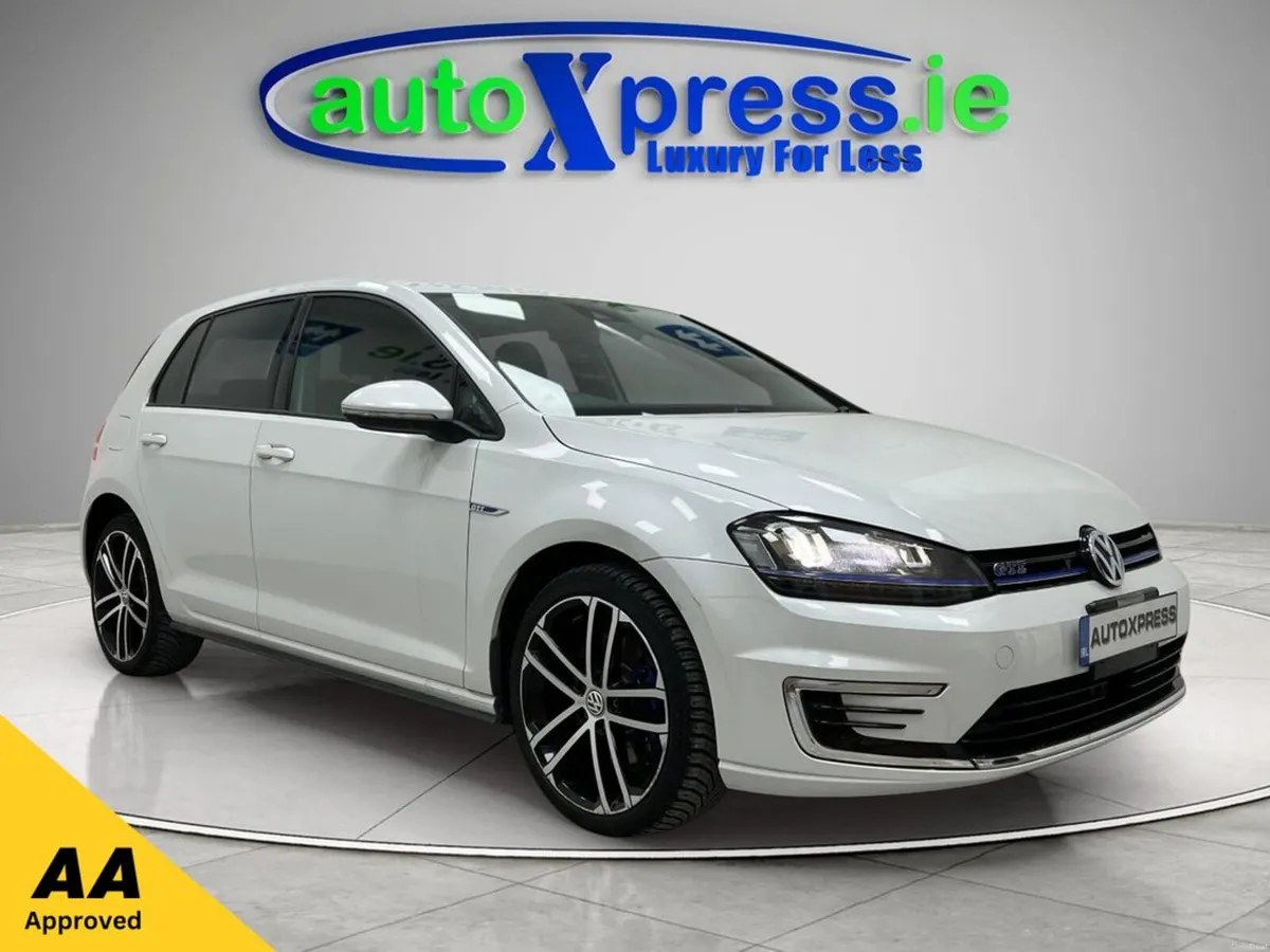 Volkswagen Golf GTE PHEV Automatic, Low mileage - Image 1