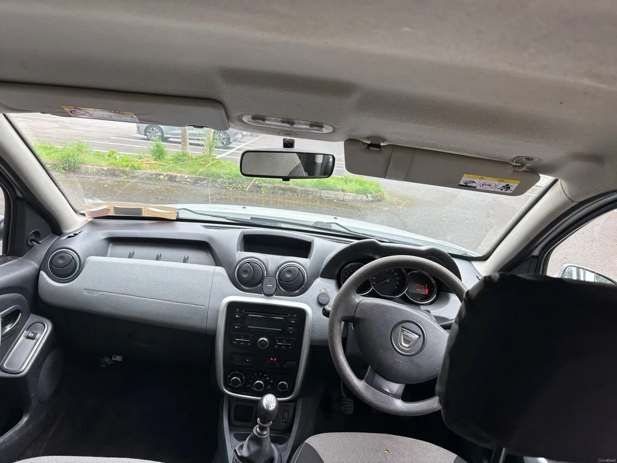 Dacia duste - Image 5