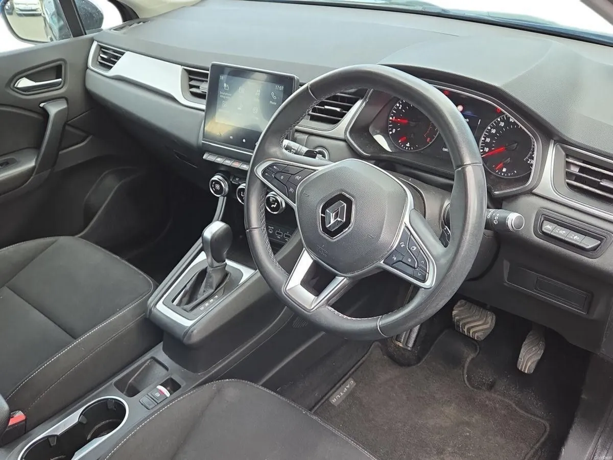 Renault Captur TCe 130 EDC Play - Image 6