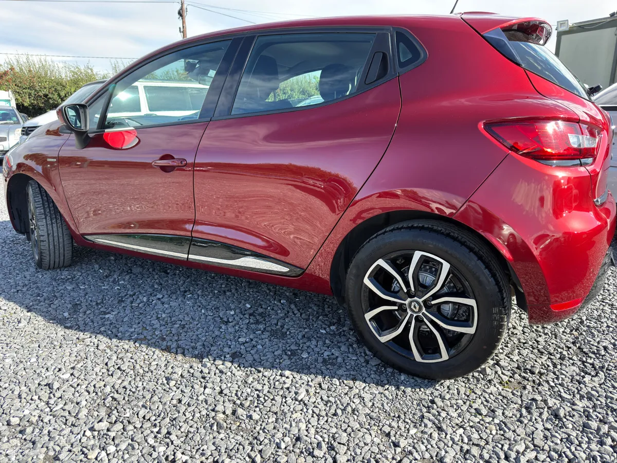 🔵 Renault Clio 1.2 Petrol Automatic ONLY 13000KM - Image 4