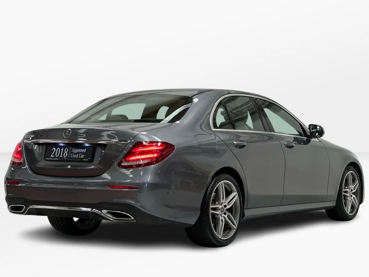Mercedes-Benz E-Class E200 D AMG Exterior Line - Image 3