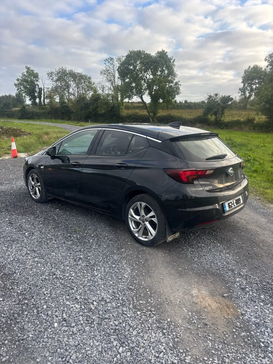 162 Opel Astra SRI - Image 2