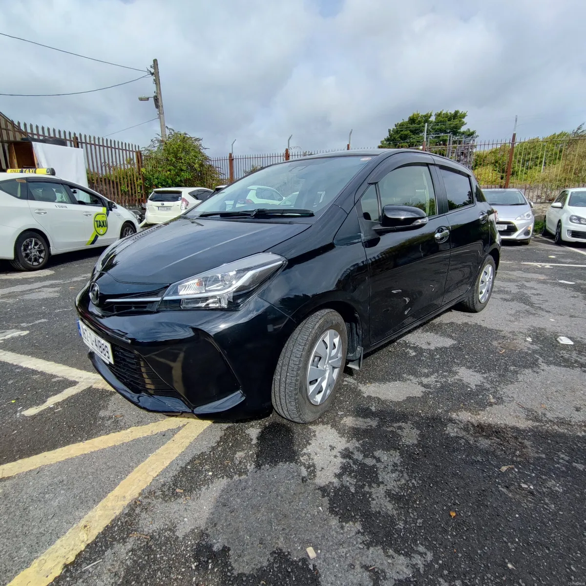 Toyota Vitz 2016 - Image 4
