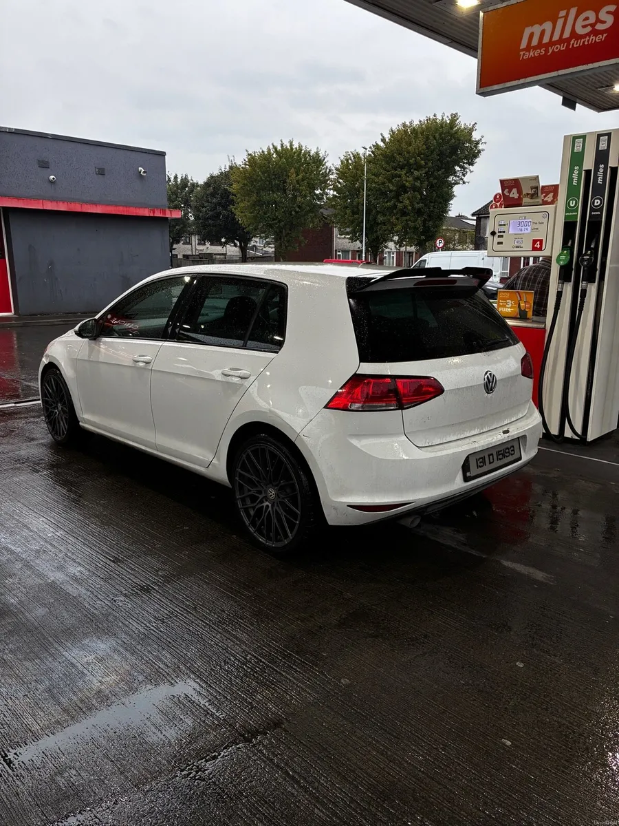 Volkswagen Golf - Image 3