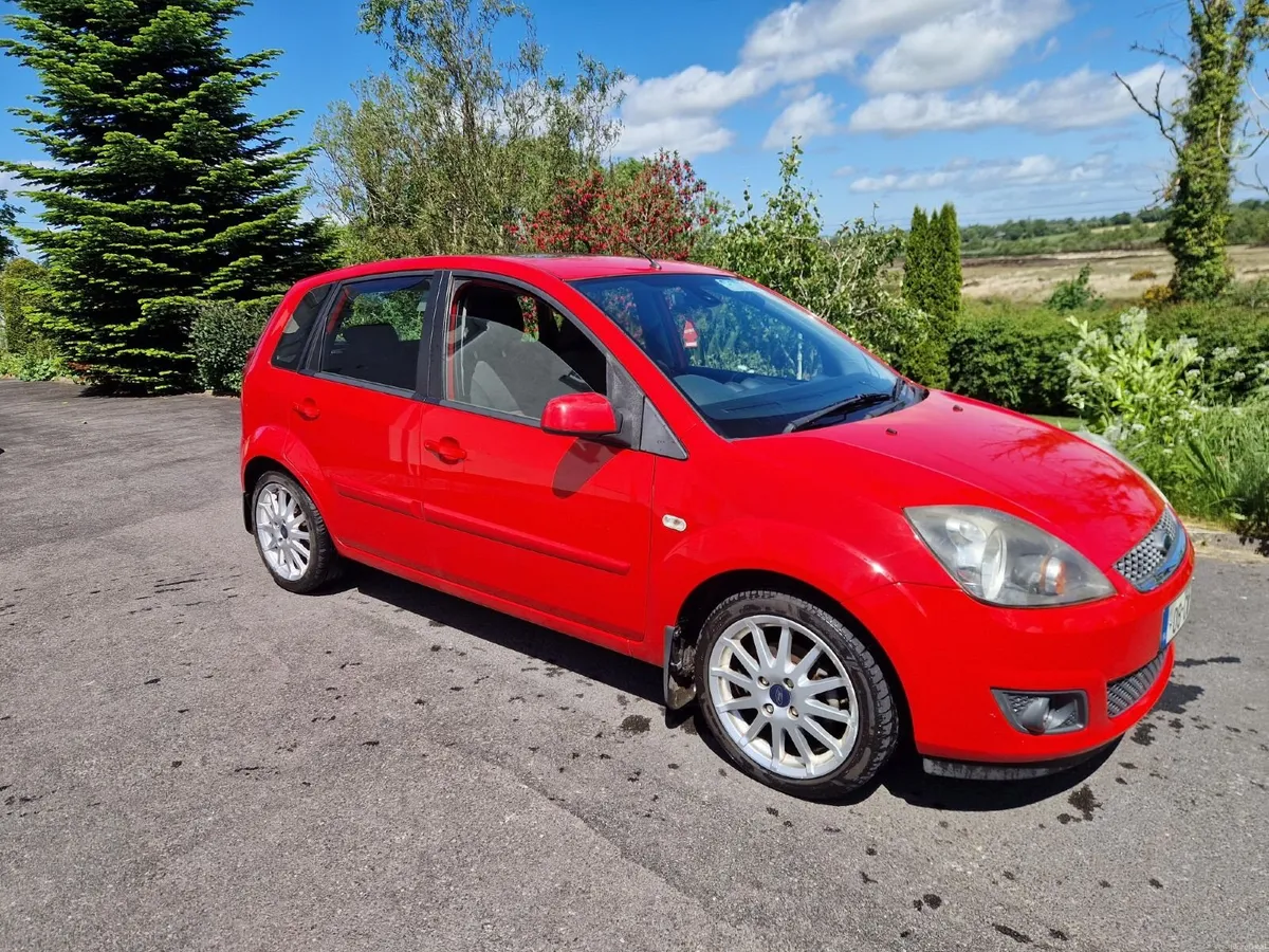 Ford Fiesta 2008 - Image 1