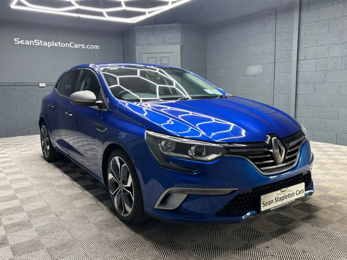 Renault Megane IV GT LINE NAV DCI 110 4DR - Image 3
