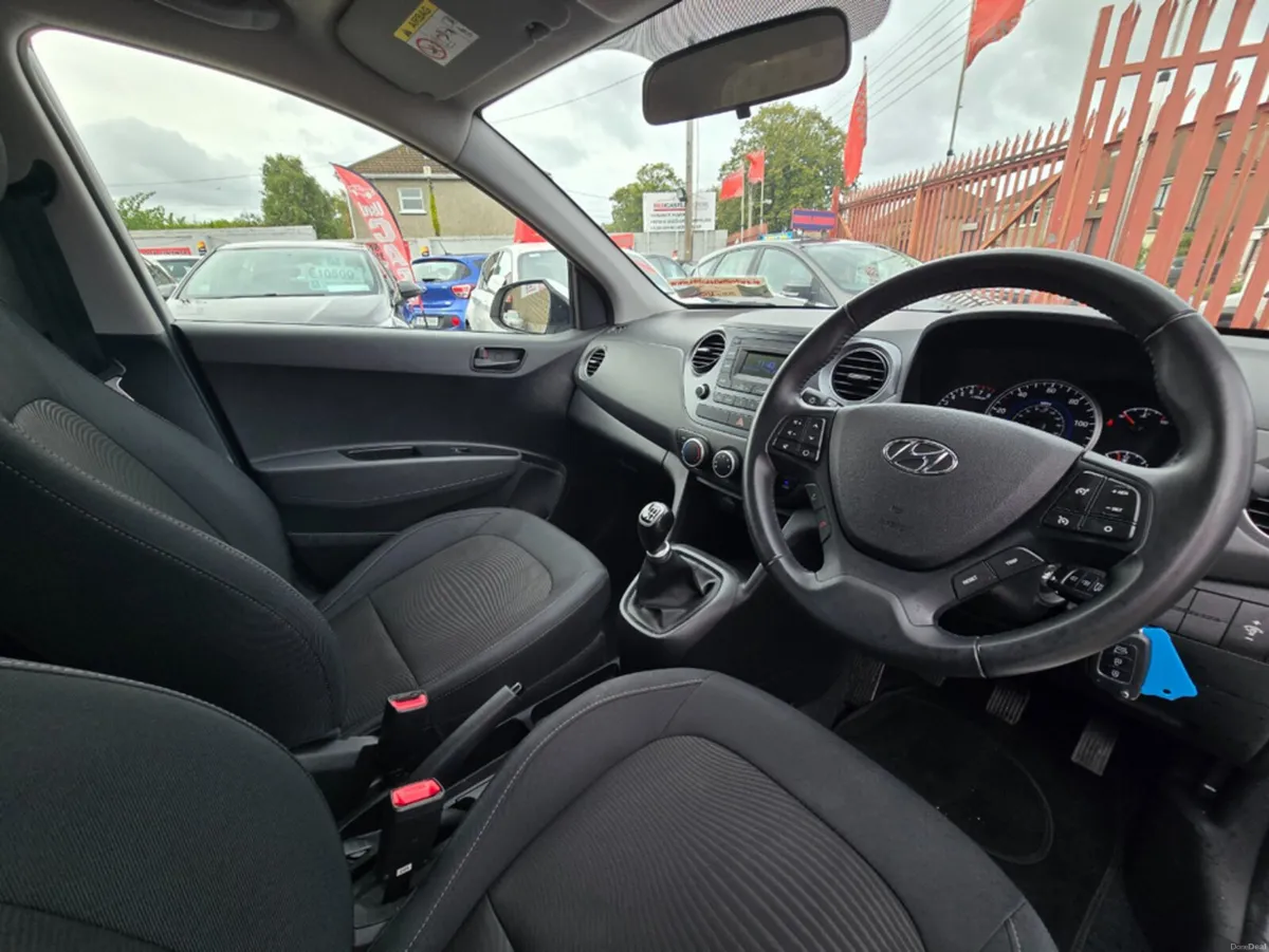 Hyundai i10 SE 67PS 5DR 1.0 - Image 5