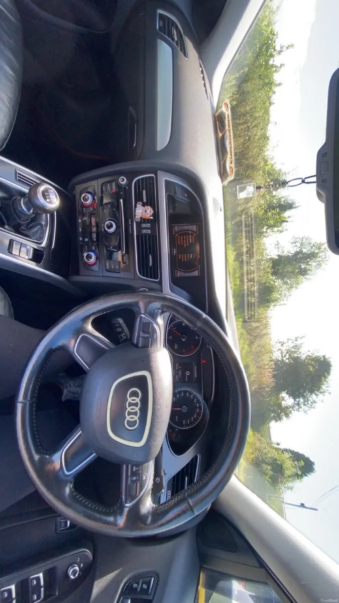 2012 Audi A4 - Image 6