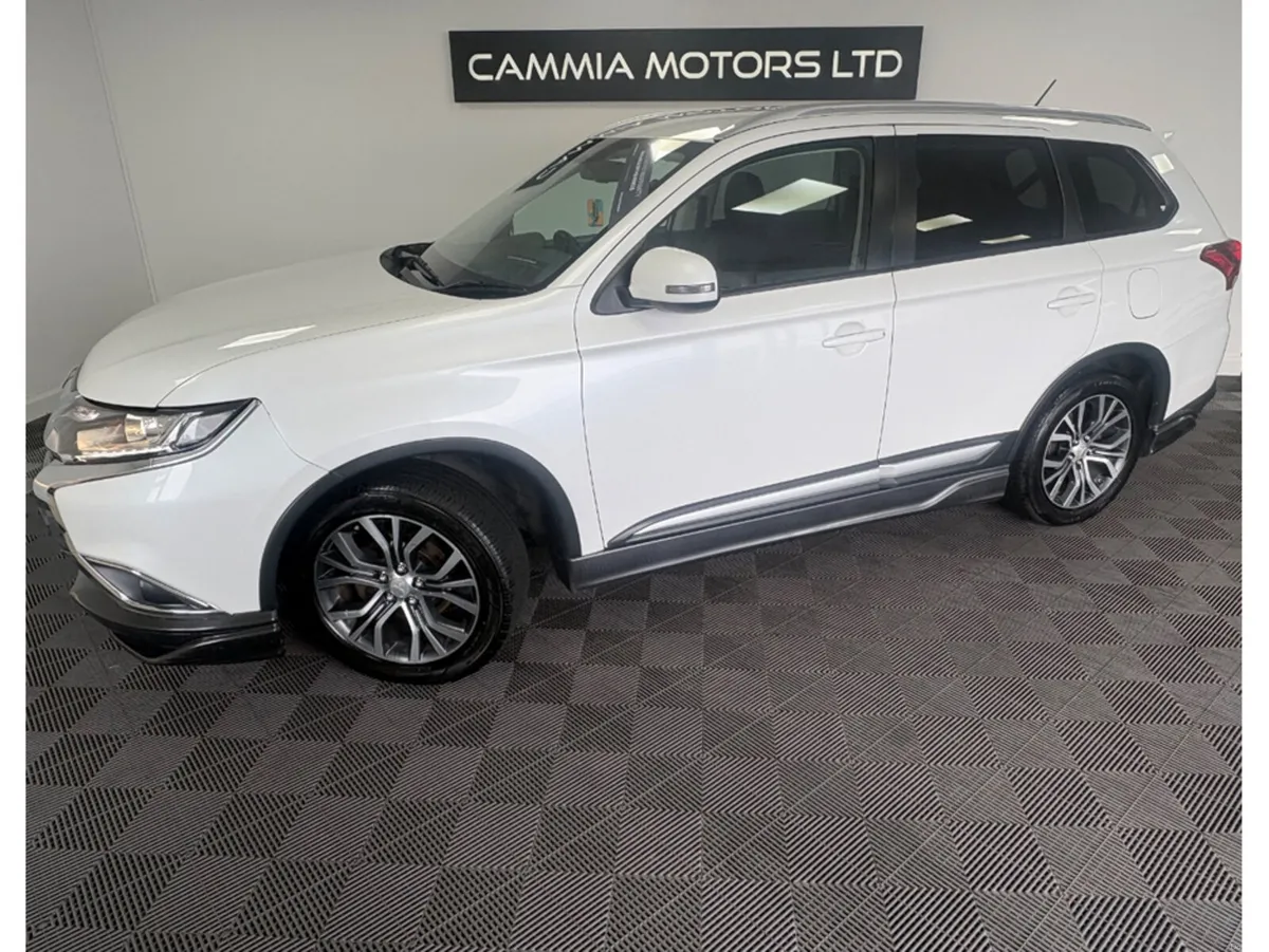 Mitsubishi Outlander OUTL 16MY 4WD 6 6MT 7S 4DR - Image 4