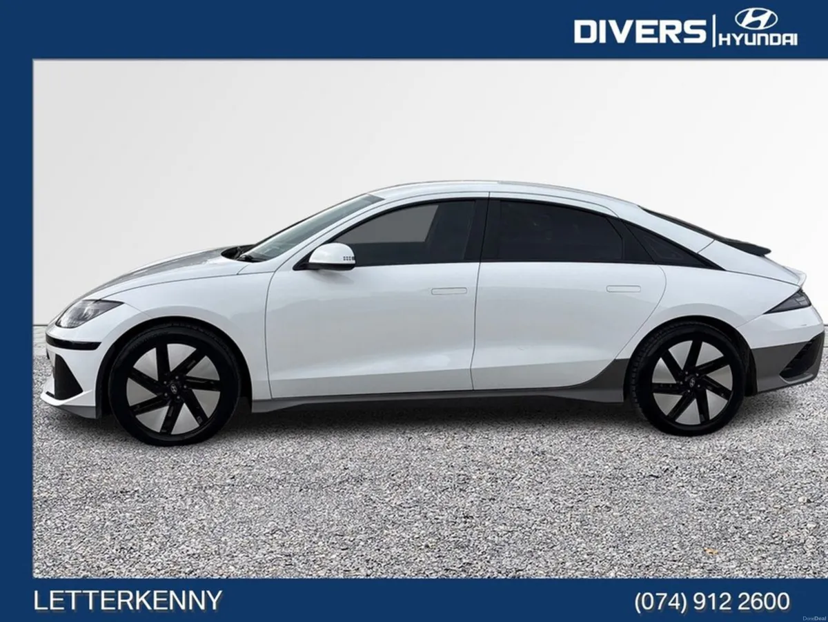 Hyundai IONIQ 6 Signature 77KWH Automatic - Image 5