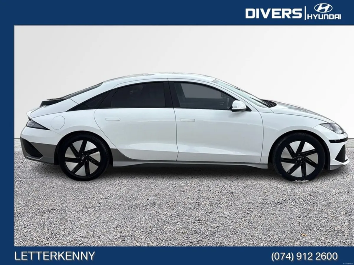 Hyundai IONIQ 6 Signature 77KWH Automatic - Image 3