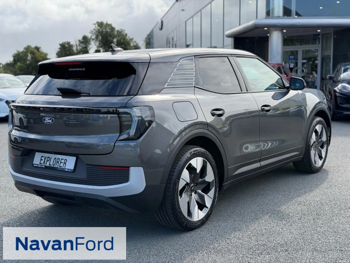 Ford Explorer Premium RWD 82kWh -  Extended Range - Image 5