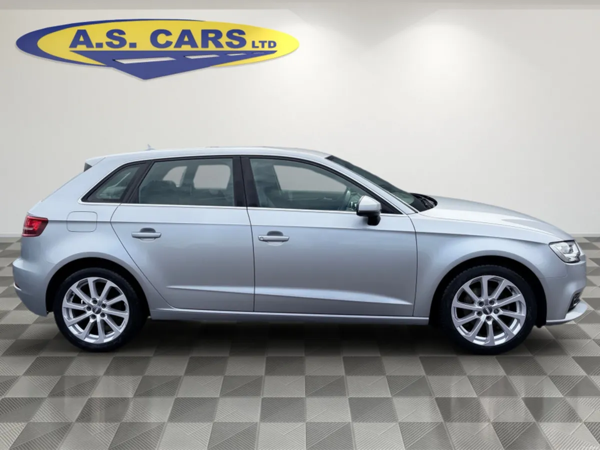 Audi A3 SPORTBACK 1.6 TDI SE 5DR - Image 3