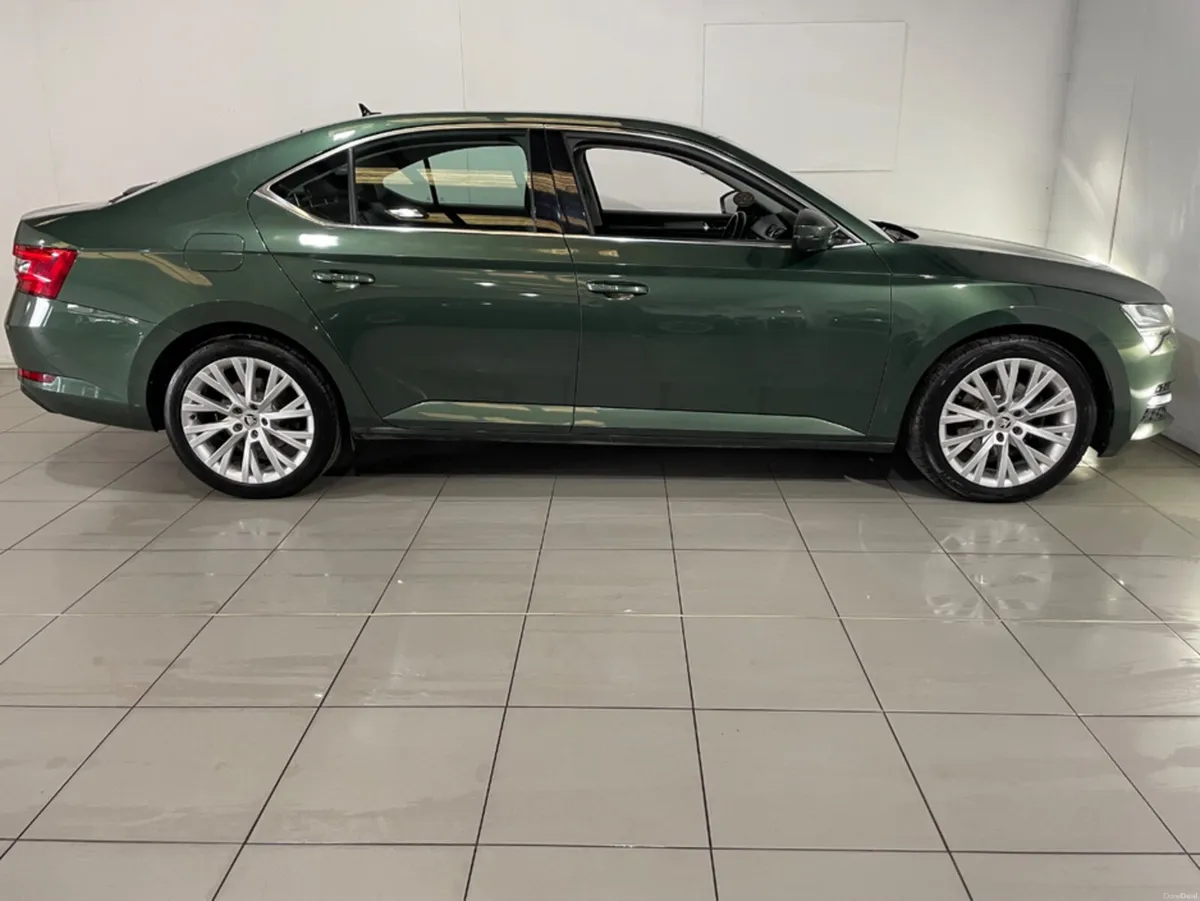 Skoda Superb STYLE 2.0 TDI 150HP FULL SERVICE HIST - Image 6